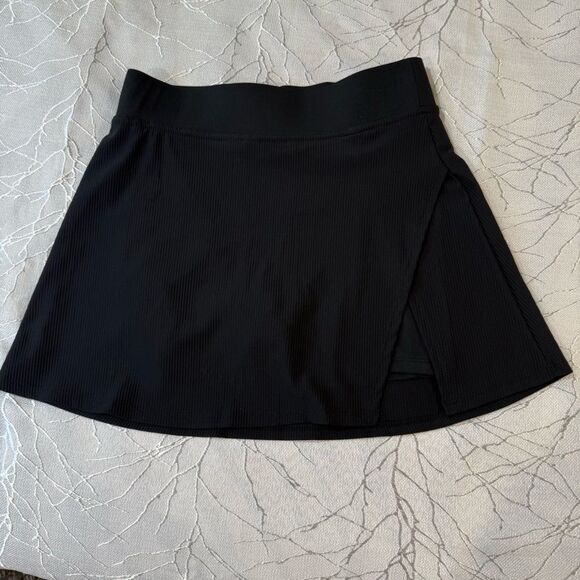 Freely Skort Black Sexy Slit Textured Fabric Side Pockets Golf Tennis SZ XS - Picture 1 of 10